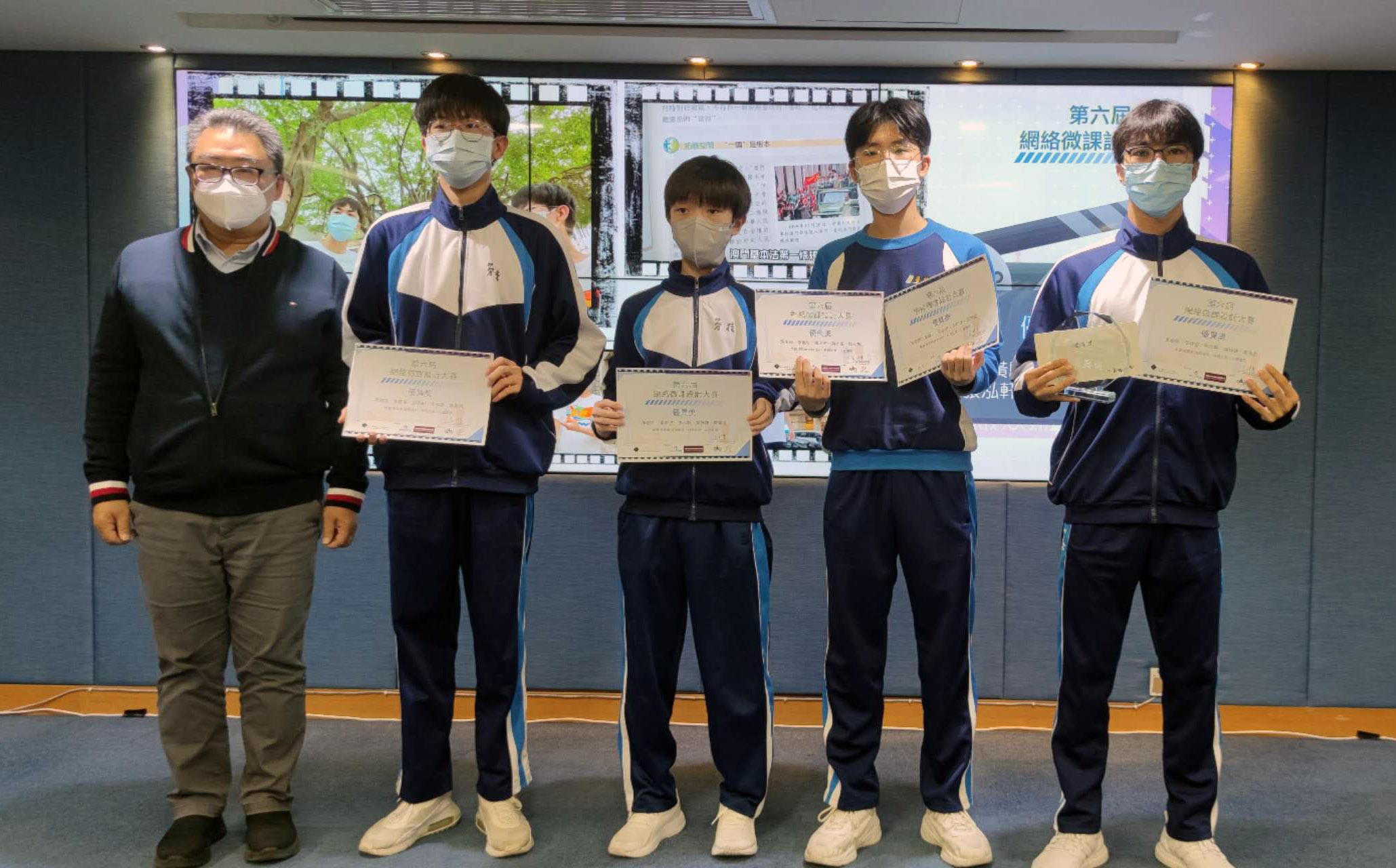 �u�����o���P�Ƕ��@���B����T�B�i�l�a�B�d�����B�G����