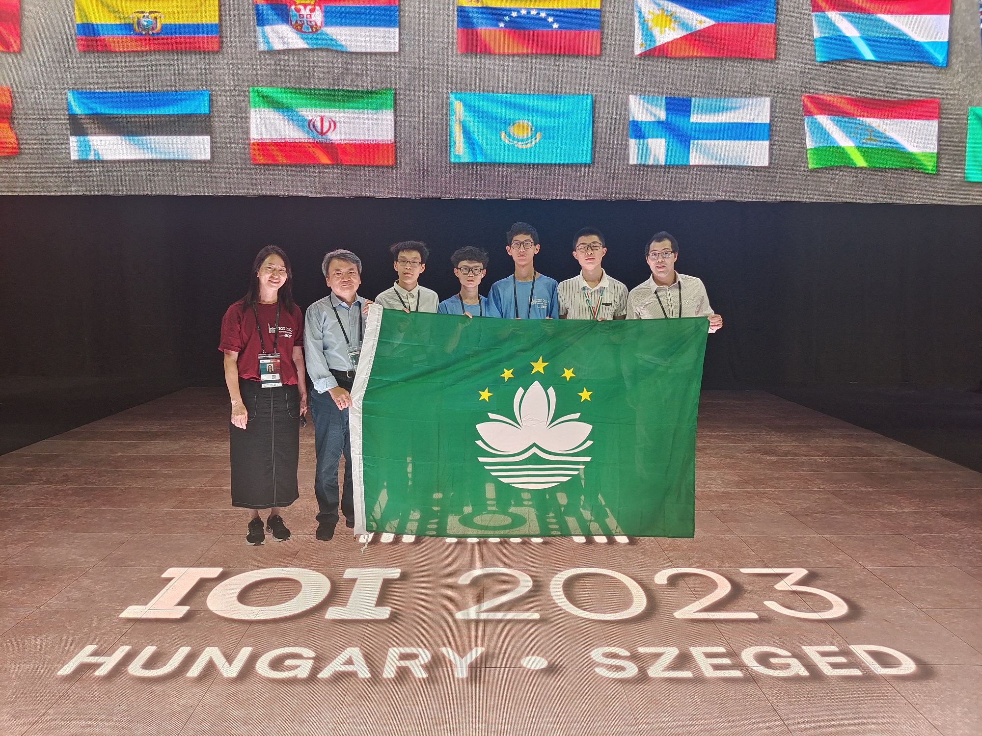 �D���N�����X��